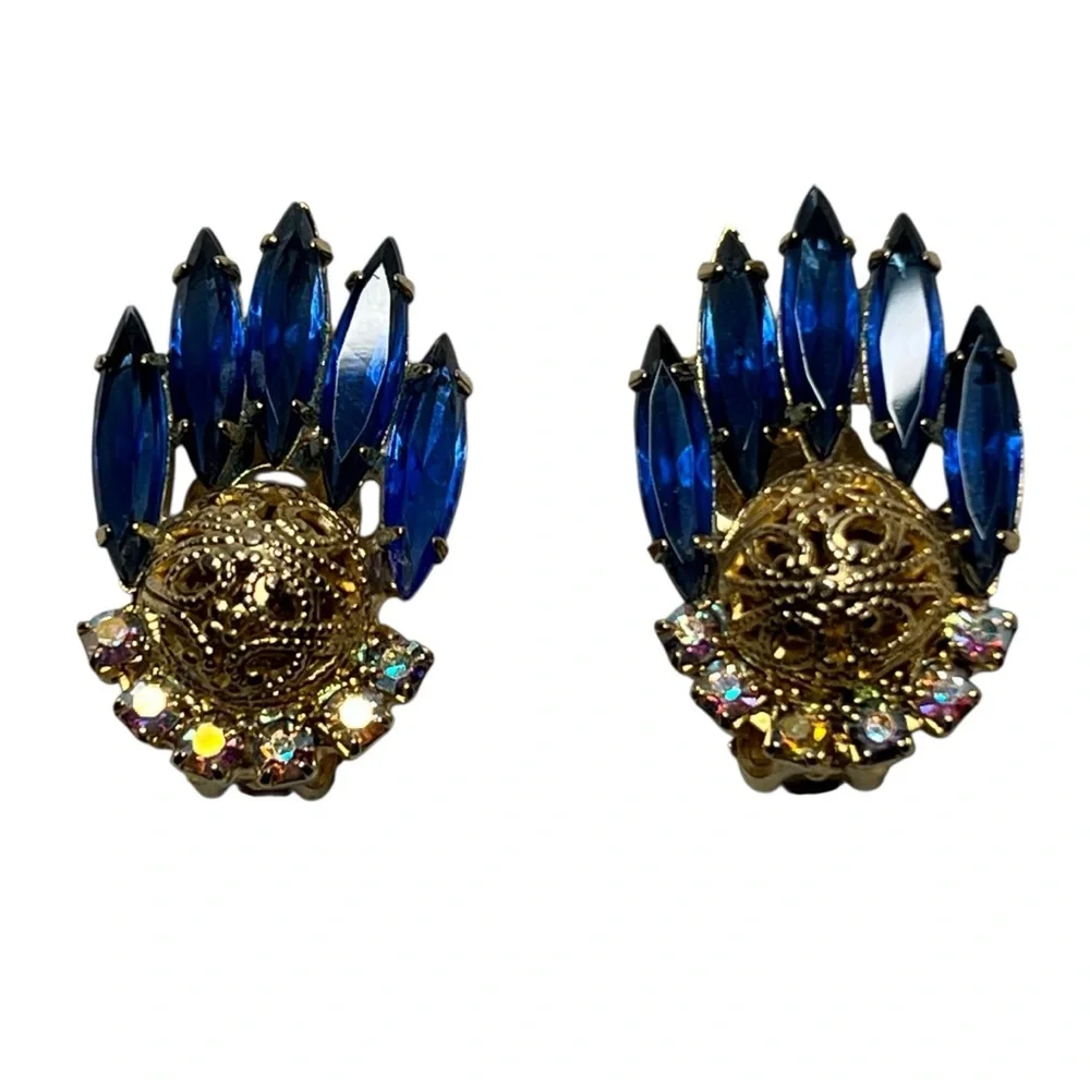 Juliana Clip Earrings Vintage 1960’s‎ D&E Sapphire Blue Aurora Borealis Gold - Picture 9 of 10